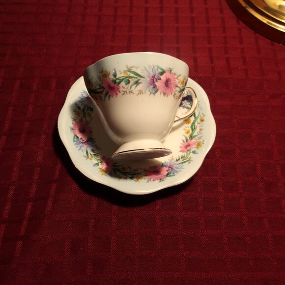 Vintage *** E.B. Foley Cornflower *** Cup and Saucer - Picture 1 of 2